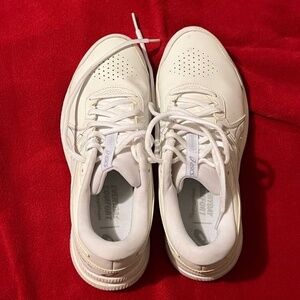 ASICS Gel-Contend SL women’s size 9